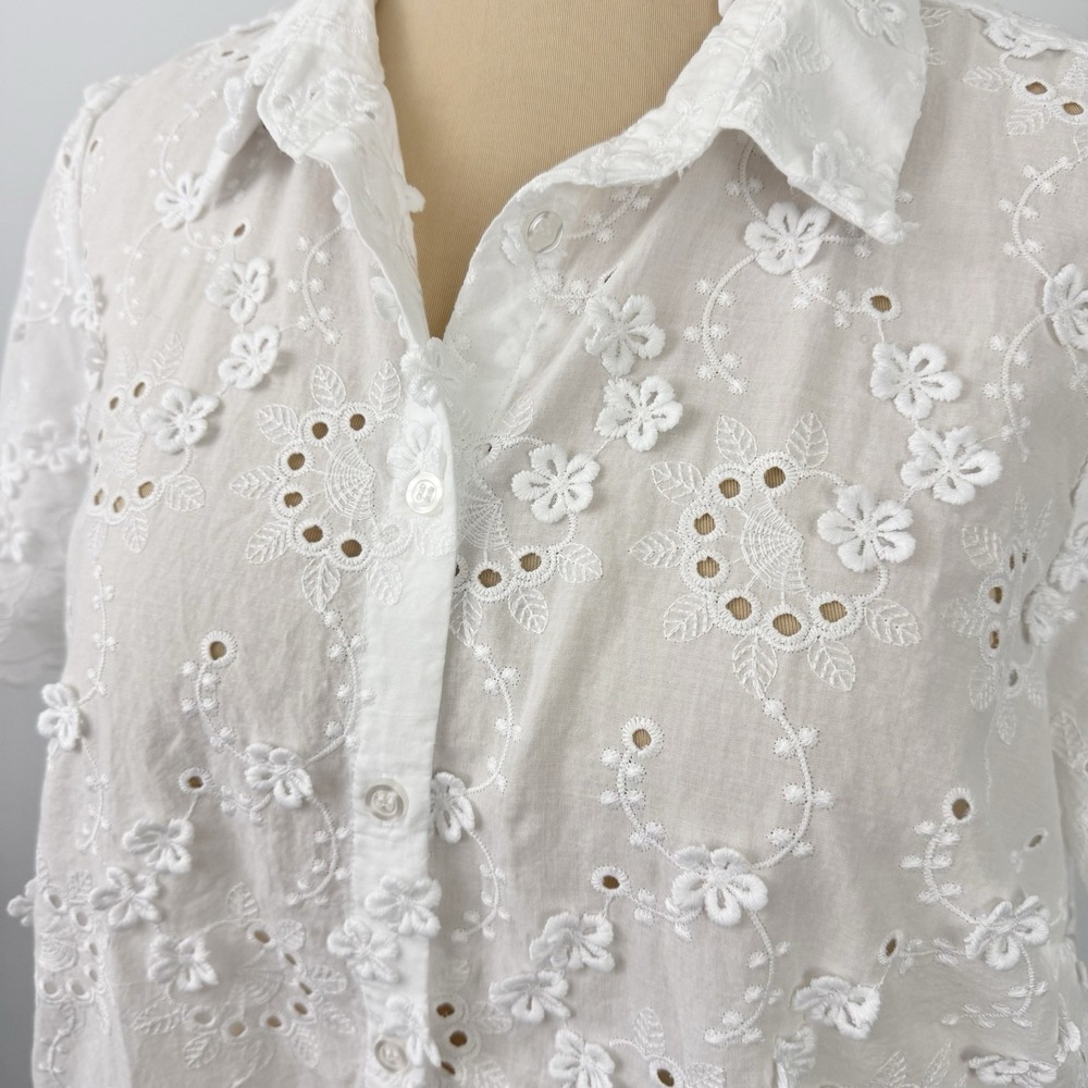 SUSAN GRAVER Pure Eyelet Applique 3D Button Front SHIRT Top 1X White Lace - Picture 8 of 14